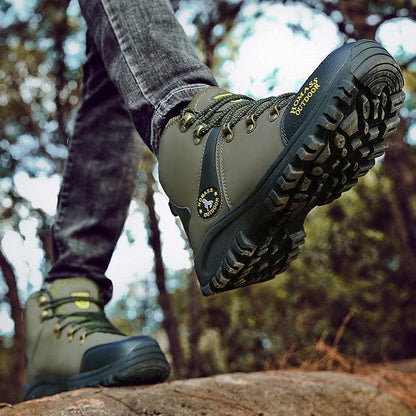 Men's Waterproof Warm Fur Lined Hiking Boots